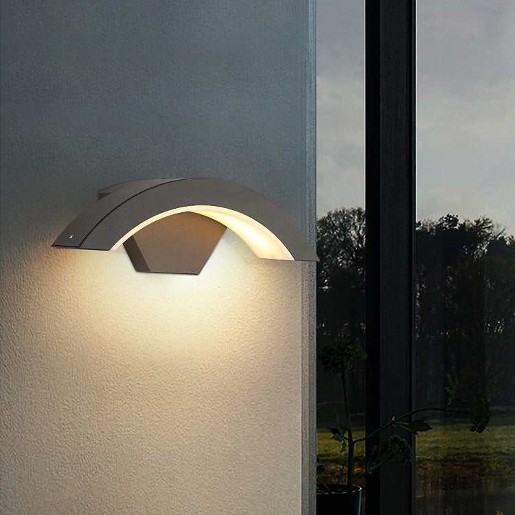 Modern Outdoor Wall Light