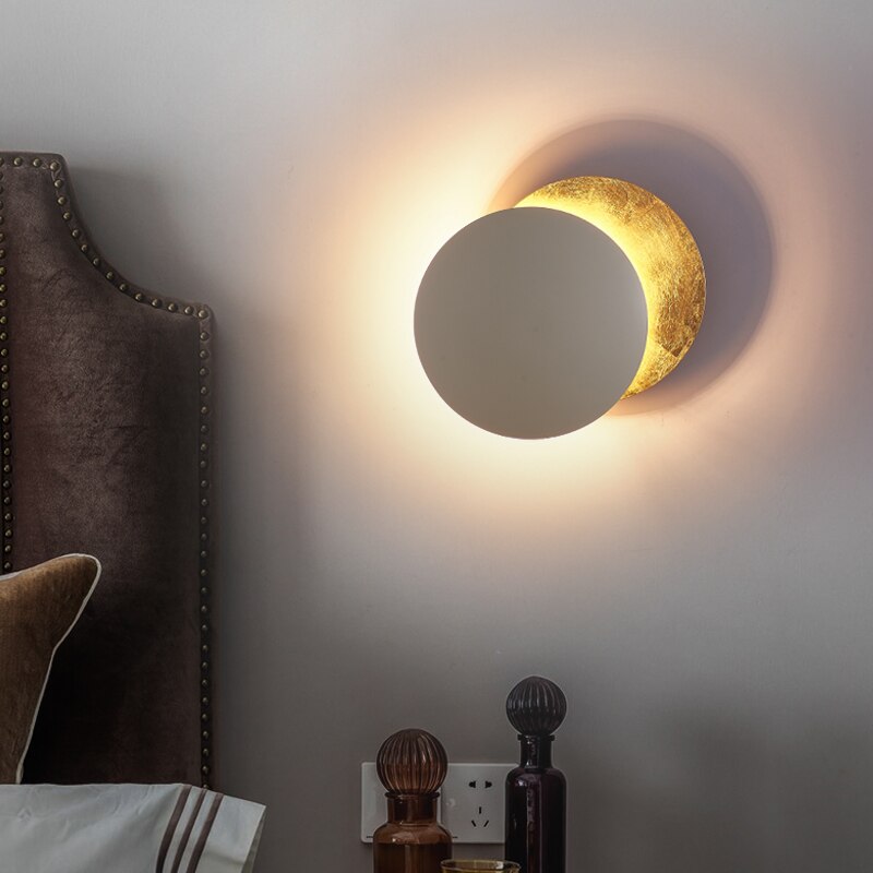 Lunaris Wall Light