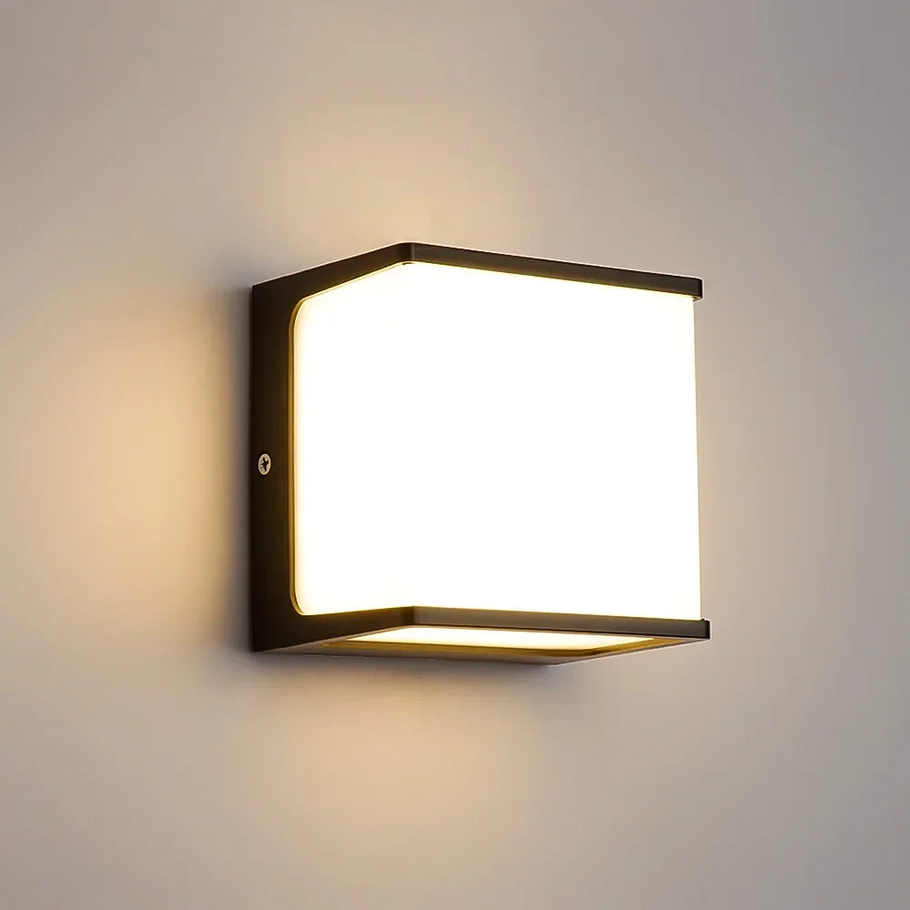 AeroCube Outdoor Wall Light