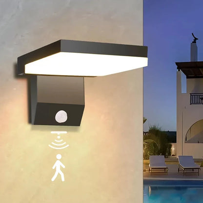 LumiFold Outdoor Wall Light
