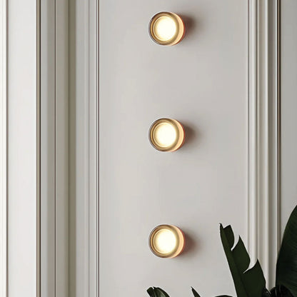 Solaria Wall Lamp