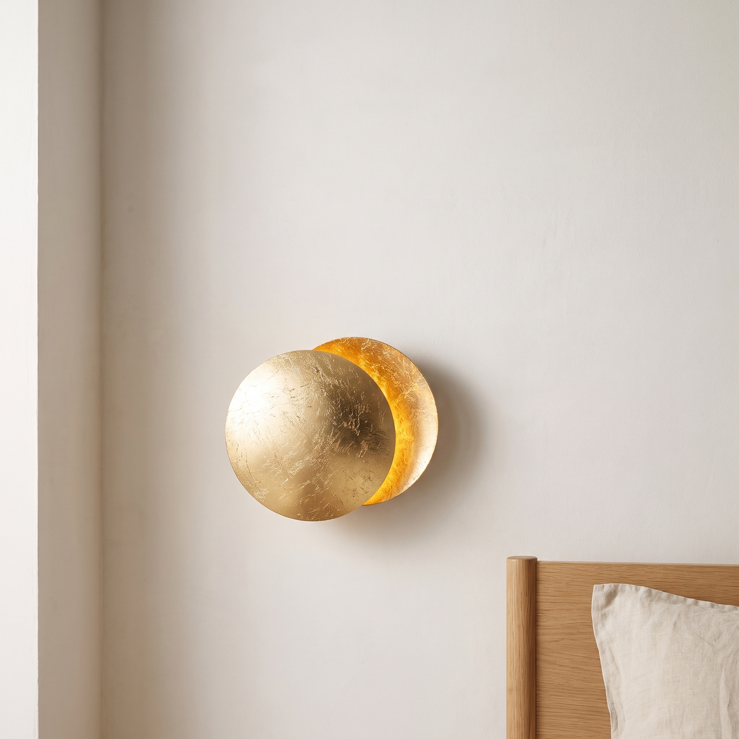 vandora-lunaris-wall-light