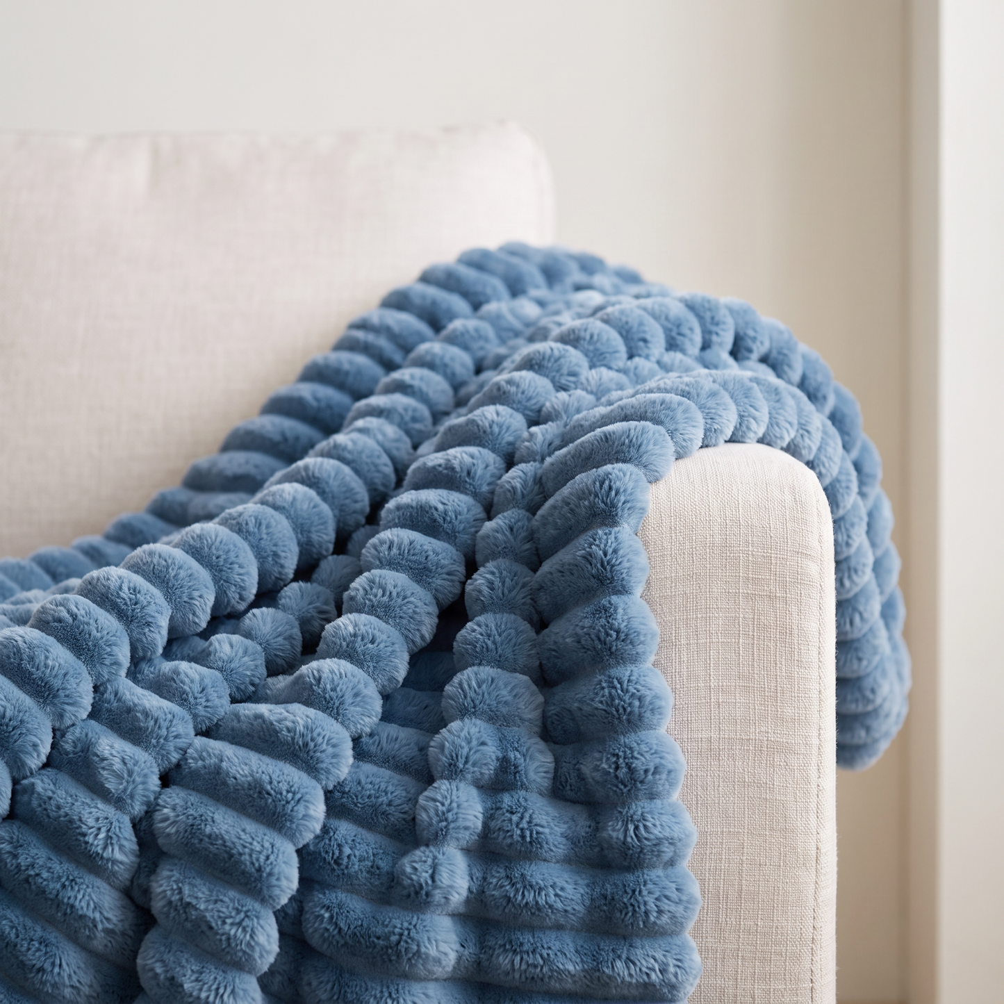 vandora-faux-fur-throw