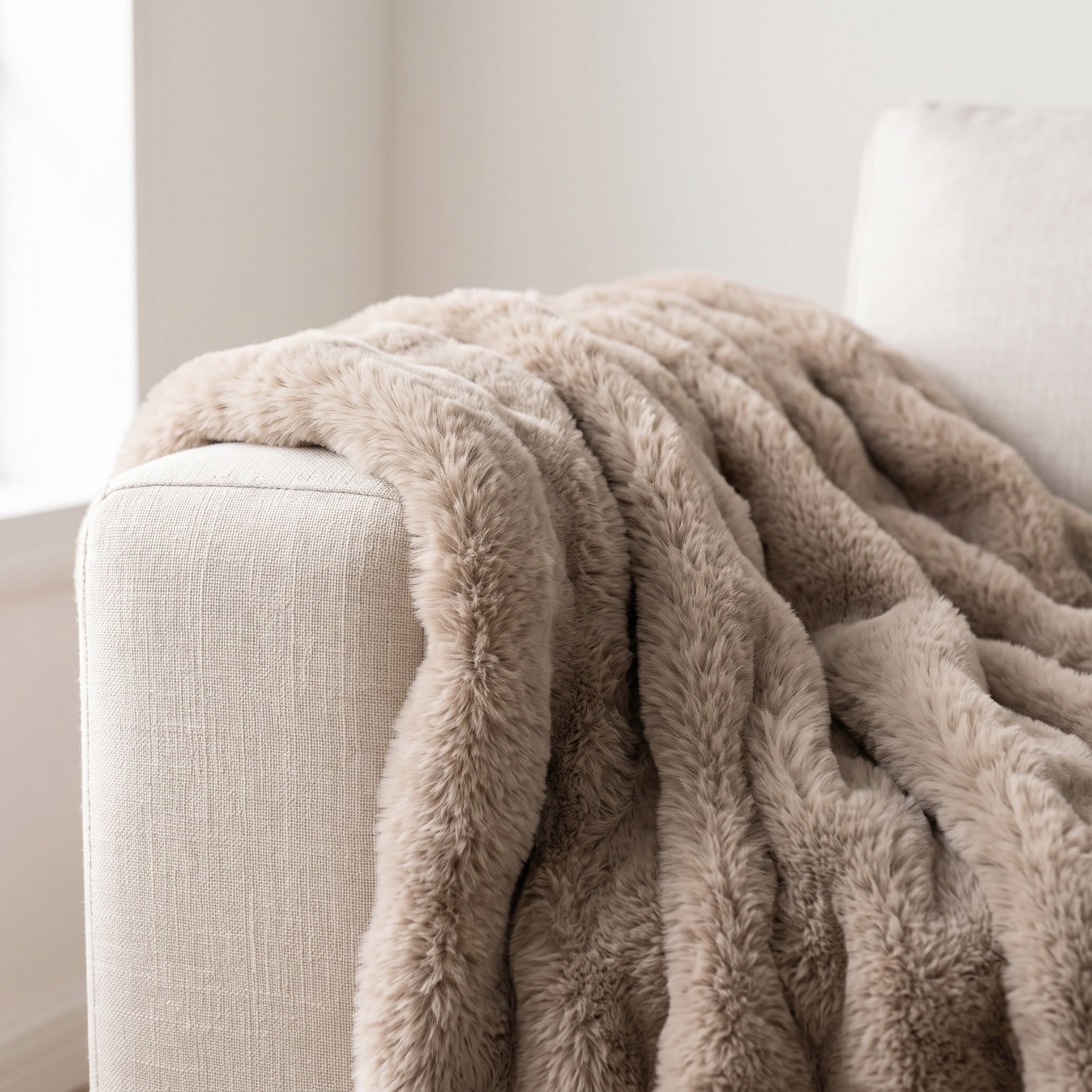 vandora-faux-fur-throw-2