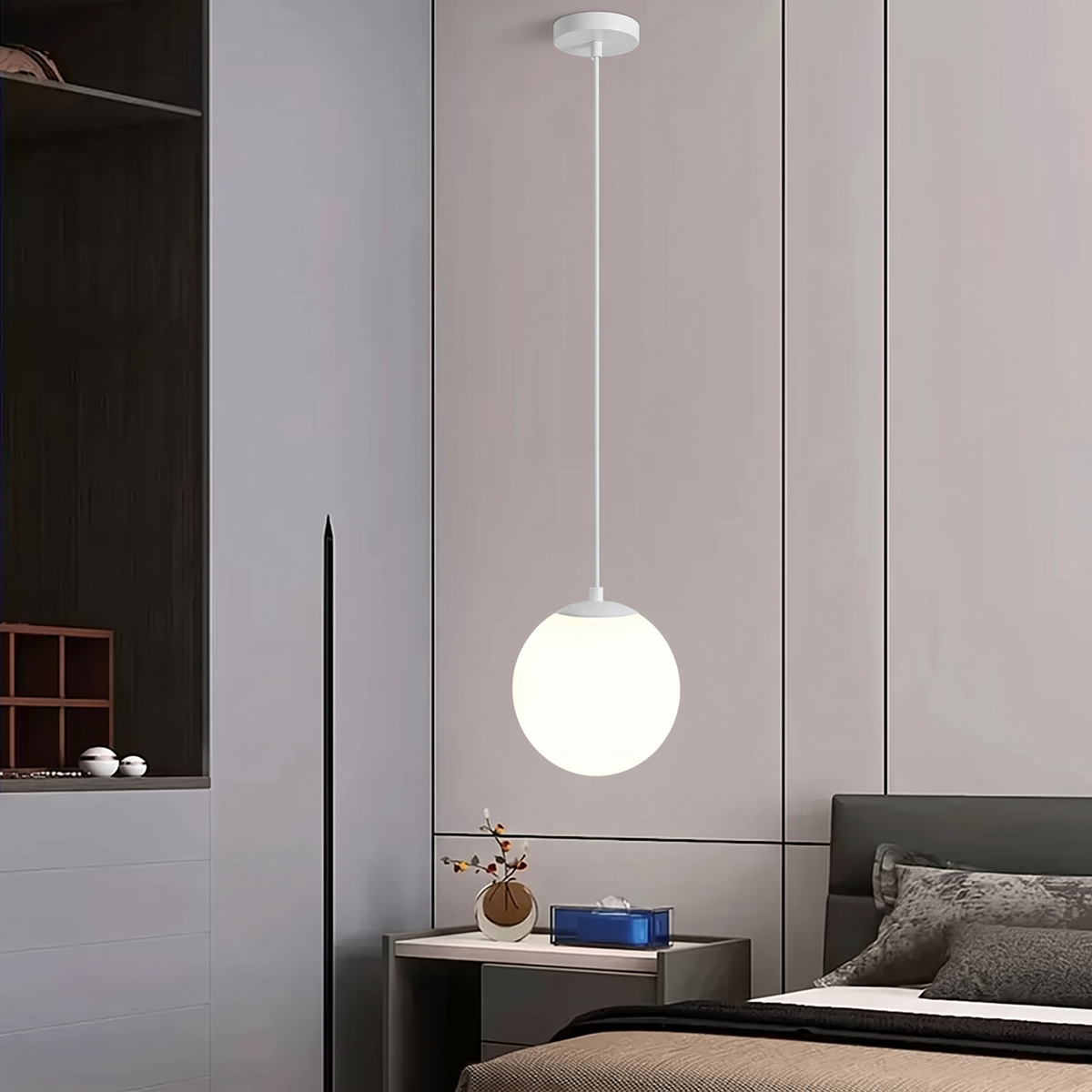 Luna pendant light, white finish, single head
