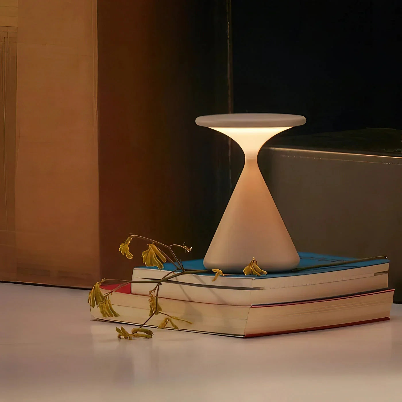 Aurora Wireless Table Lamp