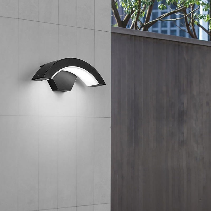 Modern Outdoor Wall Light