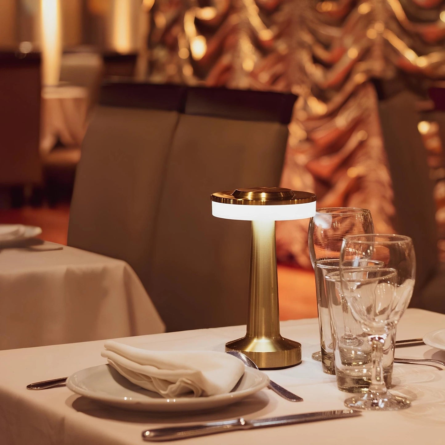 Cordless Metal Table Lamp
