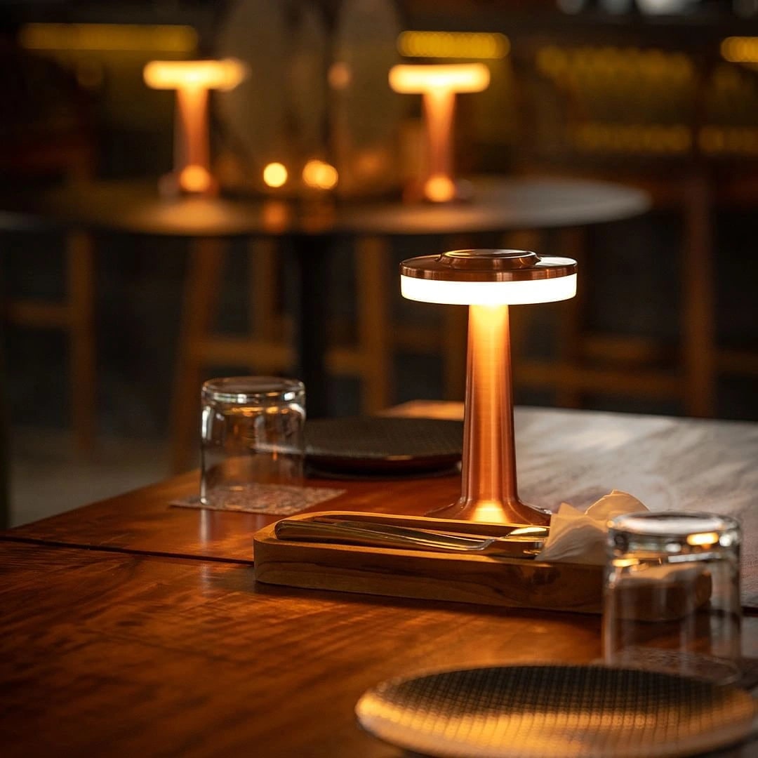 Cordless Metal Table Lamp