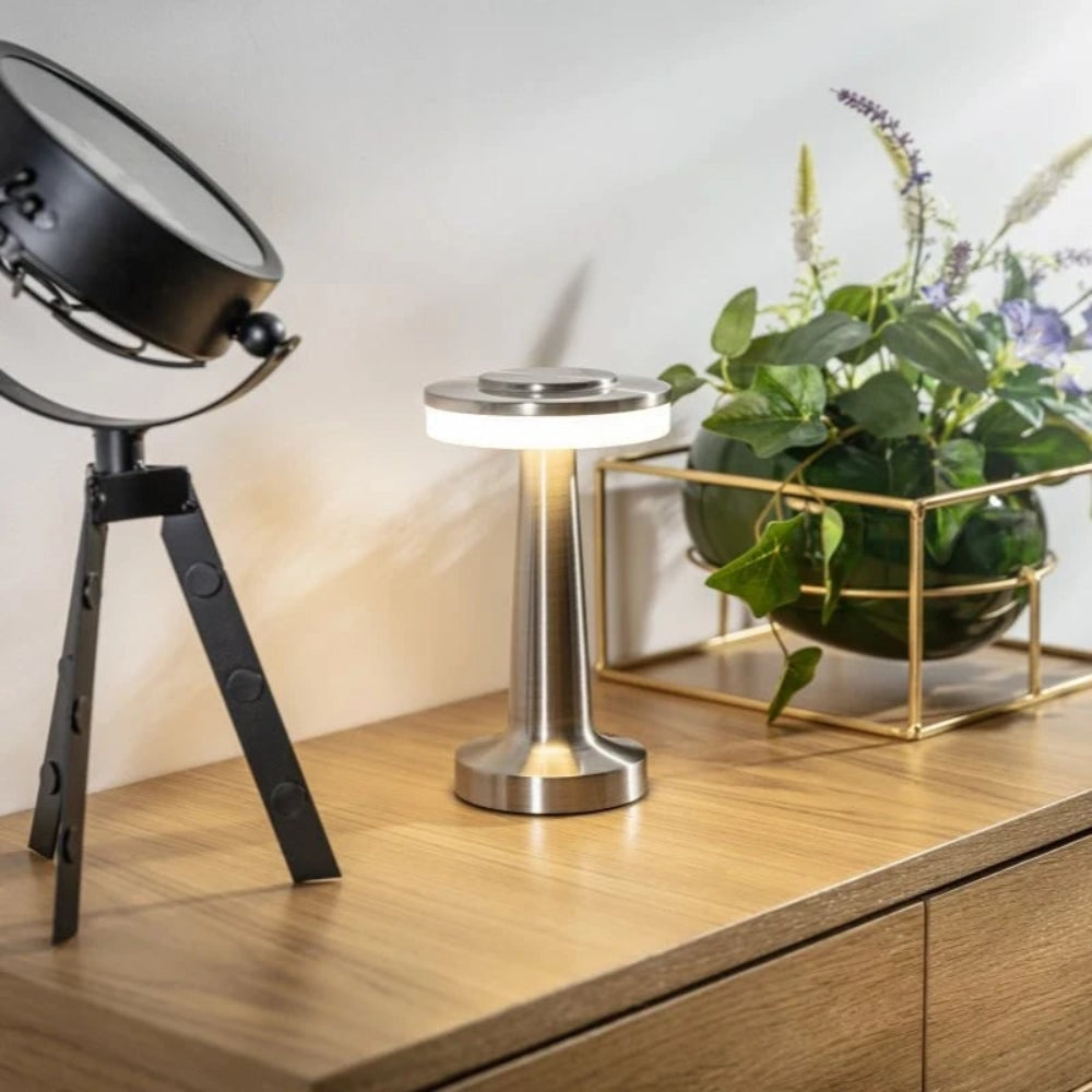 Cordless Metal Table Lamp